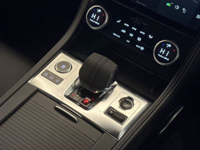 2023 (73) JAGUAR F-PACE 2.0 P400e R-Dynamic HSE Black 5dr Auto AWD 5027933