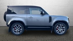 2022 (72) LAND ROVER DEFENDER 3.0 D300 X 90 3dr Auto 4995150