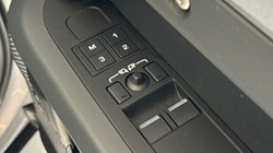 2022 (72) LAND ROVER DEFENDER 3.0 D300 X 90 3dr Auto 4995167