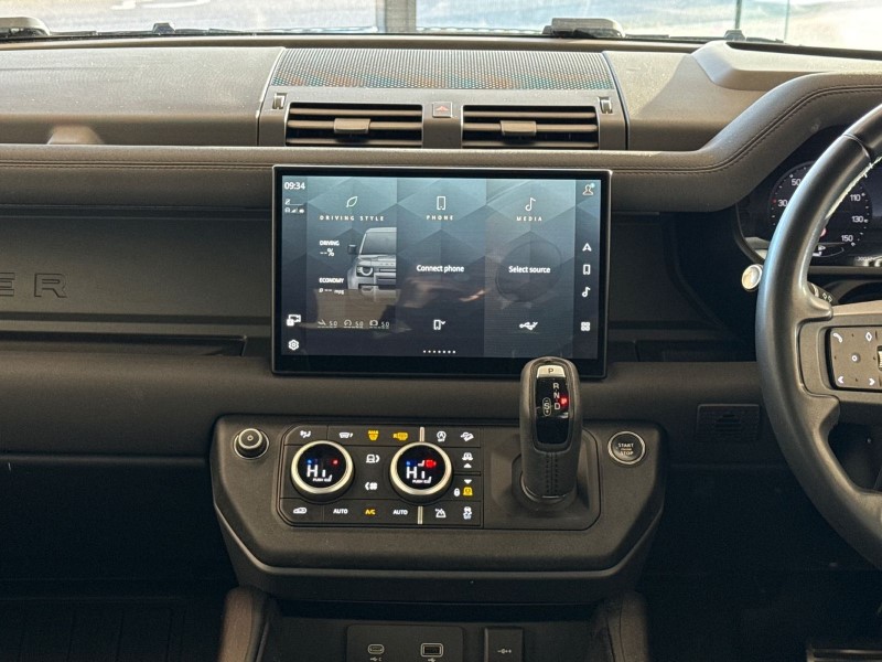 2022 (72) LAND ROVER DEFENDER 3.0 D300 X 90 3dr Auto 4995159