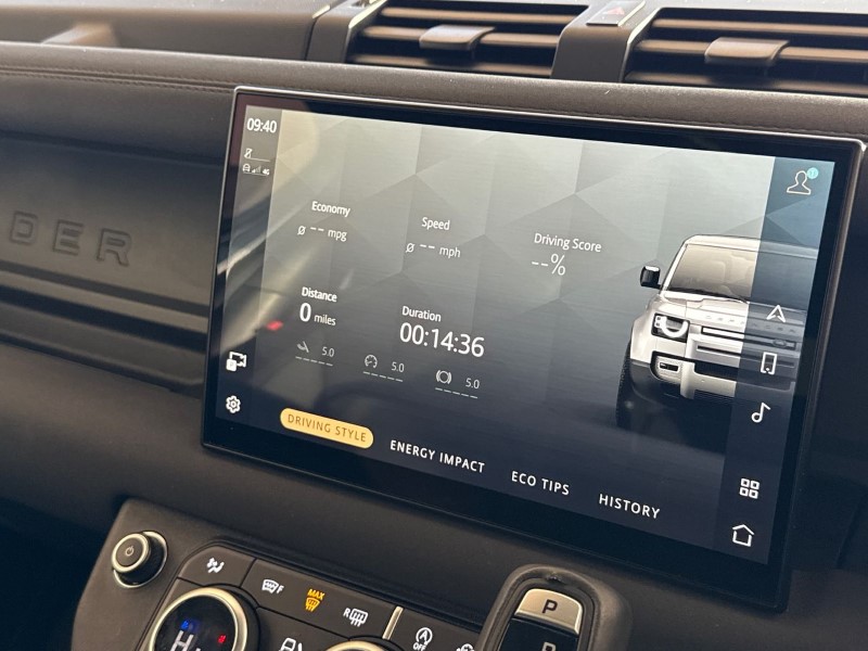 2022 (72) LAND ROVER DEFENDER 3.0 D300 X 90 3dr Auto 4995176