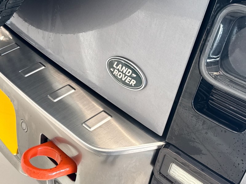 2022 (72) LAND ROVER DEFENDER 3.0 D300 X 90 3dr Auto 4995186