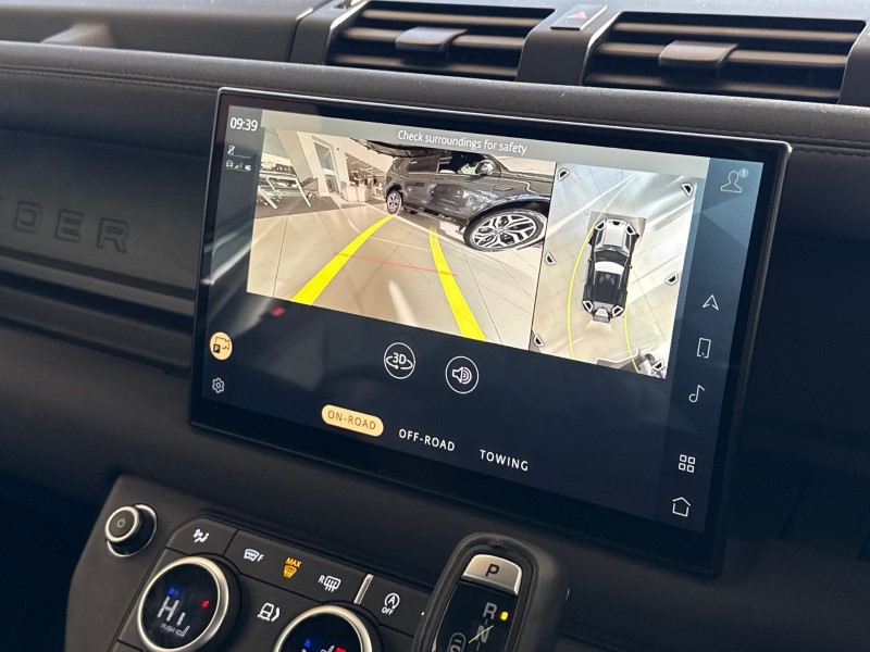 2022 (72) LAND ROVER DEFENDER 3.0 D300 X 90 3dr Auto 4995157