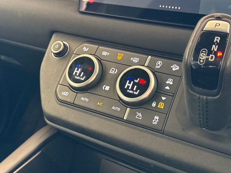 2022 (72) LAND ROVER DEFENDER 3.0 D300 X 90 3dr Auto 4995175