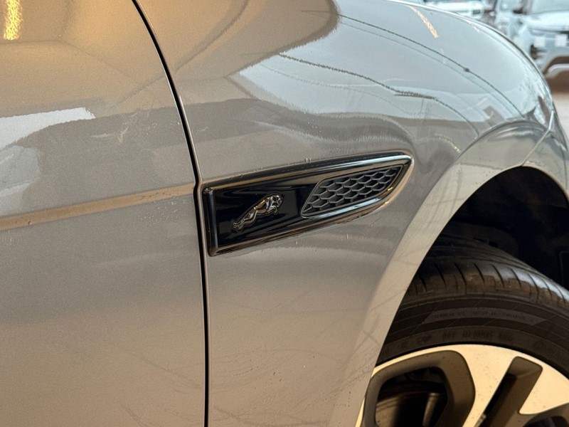 2024 (74) JAGUAR F-PACE 2.0 D200 R-Dynamic HSE Black 90th Anniv 5dr Auto 5008584