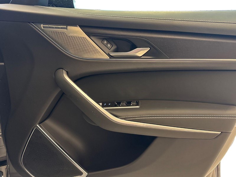 2024 (74) JAGUAR F-PACE 2.0 D200 R-Dynamic HSE Black 90th Anniv 5dr Auto 5008586