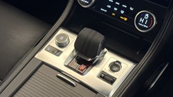 2024 (74) JAGUAR F-PACE 2.0 D200 R-Dynamic HSE Black 90th Anniv 5dr Auto 5008577