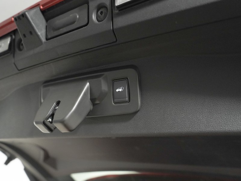 2024 (74) RENAULT SCENIC E-TECH 160kW Iconic 87kWh Long Range 5dr Auto 5623258