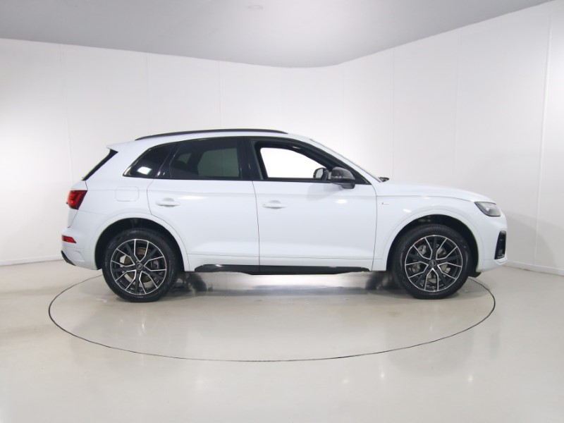 2024 (24) AUDI Q5 2.0 TFSI Quattro Black Edition 5dr S Tronic 5621365