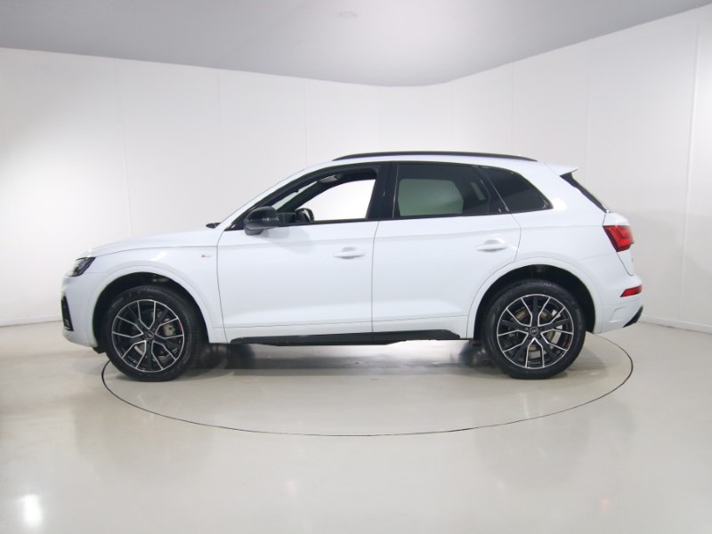 2024 (24) AUDI Q5 2.0 TFSI Quattro Black Edition 5dr S Tronic 5621361