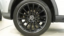 2020 (20) MERCEDES-BENZ GLA 200 AMG Line Edition 5dr Auto 5640776