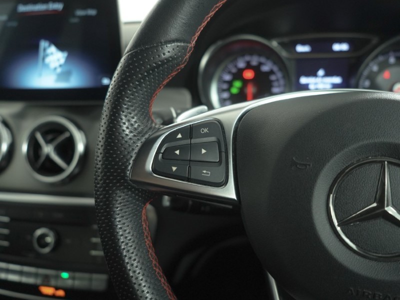 2020 (20) MERCEDES-BENZ GLA 200 AMG Line Edition 5dr Auto 5640787