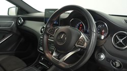 2020 (20) MERCEDES-BENZ GLA 200 AMG Line Edition 5dr Auto 5640781