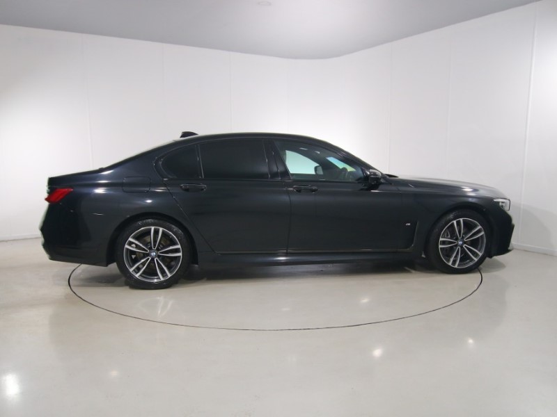 2021 (21) BMW 7 SERIES 730d MHT M Sport 4dr Auto 5664151