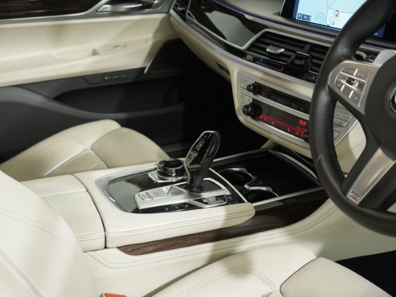 2021 (21) BMW 7 SERIES 730d MHT M Sport 4dr Auto 5664105
