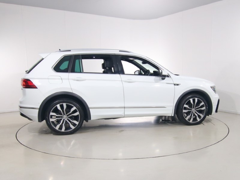 2019 (69) VOLKSWAGEN TIGUAN 2.0 TDi 150 4Motion R-Line Tech 5dr DSG 5642499