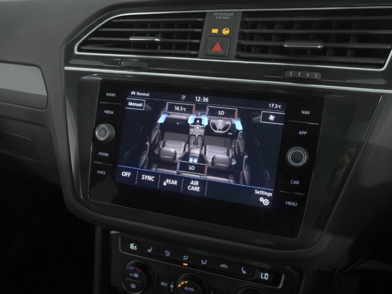 2019 (69) VOLKSWAGEN TIGUAN 2.0 TDi 150 4Motion R-Line Tech 5dr DSG 5642477