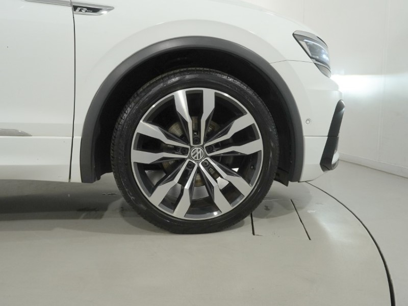 2019 (69) VOLKSWAGEN TIGUAN 2.0 TDi 150 4Motion R-Line Tech 5dr DSG 5642453