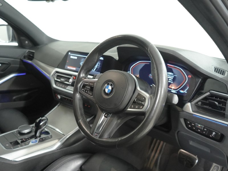 2019 (19) BMW 3 SERIES 330d M Sport 4dr Step Auto 5659607