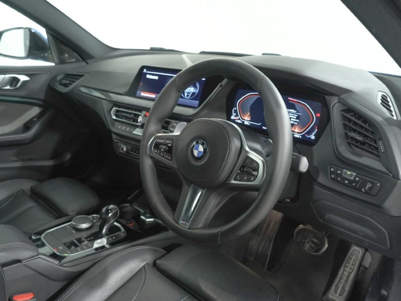 2021 (21) BMW 2 SERIES 220d M Sport 4dr Step Auto 5655155