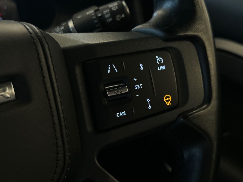 2023 (23) LAND ROVER DEFENDER 3.0 D300 X 90 3dr Auto 4984322