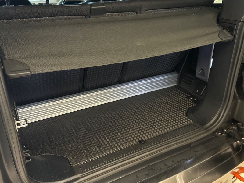 2023 (23) LAND ROVER DEFENDER 3.0 D300 X 90 3dr Auto 4984334