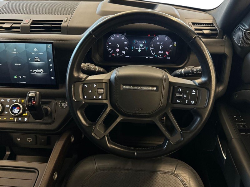 2023 (23) LAND ROVER DEFENDER 3.0 D300 X 90 3dr Auto 4984309