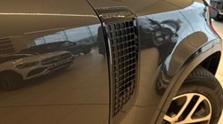 2023 (23) LAND ROVER DEFENDER 3.0 D300 X 90 3dr Auto 4984314