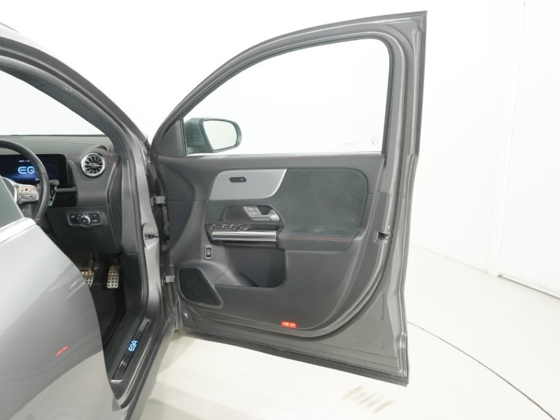 2021 (71) MERCEDES-BENZ EQA 250 140kW AMG Line Premium 66.5kWh 5dr Auto 5659759