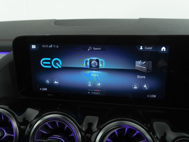 2021 (71) MERCEDES-BENZ EQA 250 140kW AMG Line Premium 66.5kWh 5dr Auto 5659786