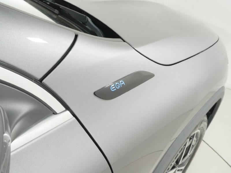 2021 (71) MERCEDES-BENZ EQA 250 140kW AMG Line Premium 66.5kWh 5dr Auto 5659754