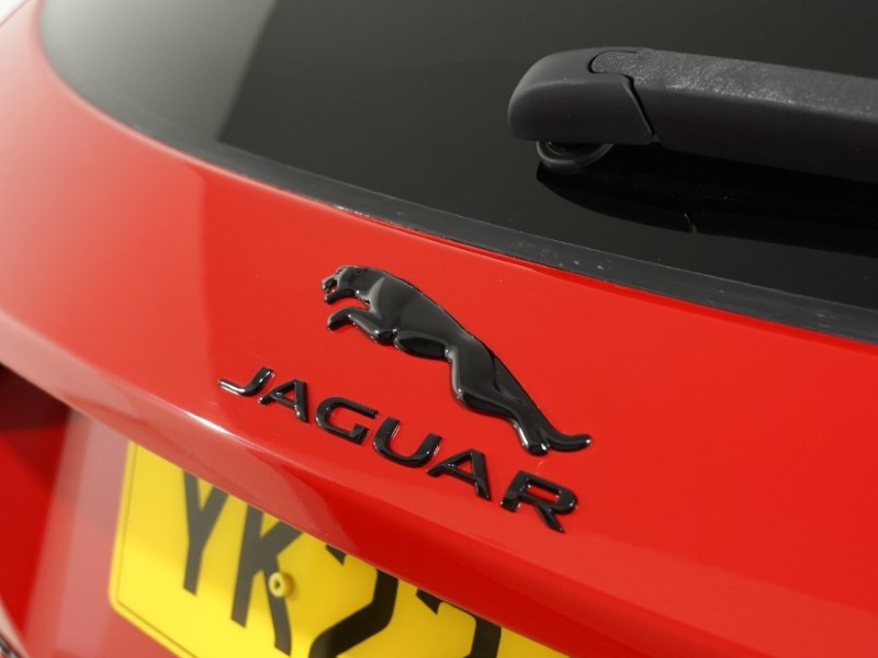 2022 (22) JAGUAR E-PACE 2.0 D165 R-Dynamic S 5dr Auto 5668360