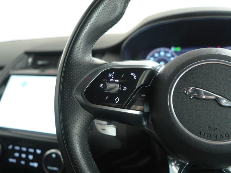 2022 (22) JAGUAR E-PACE 2.0 D165 R-Dynamic S 5dr Auto 5668392