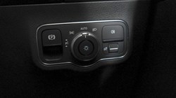 2020 (70) MERCEDES-BENZ GLA 220d 4Matic AMG Line 5dr Auto 5684615
