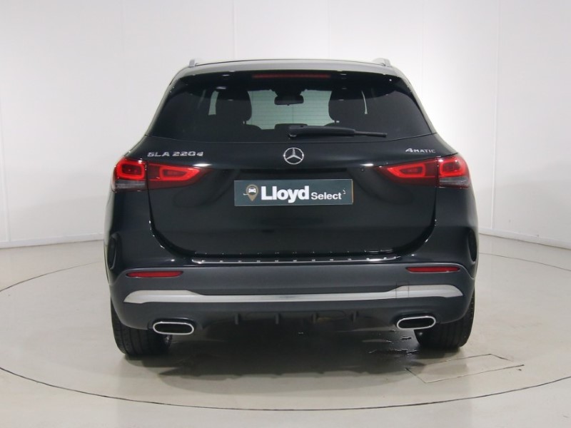 2020 (70) MERCEDES-BENZ GLA 220d 4Matic AMG Line 5dr Auto 5684642