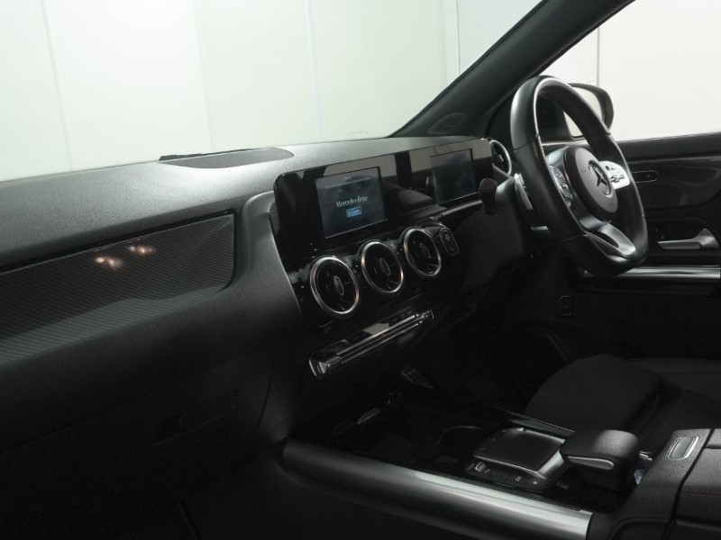 2020 (70) MERCEDES-BENZ GLA 220d 4Matic AMG Line 5dr Auto 5684588
