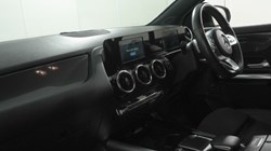 2020 (70) MERCEDES-BENZ GLA 220d 4Matic AMG Line 5dr Auto 5684588