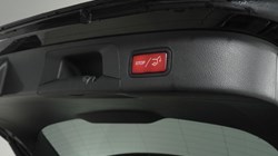 2020 (70) MERCEDES-BENZ GLA 220d 4Matic AMG Line 5dr Auto 5684584