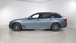 2019 (19) BMW 5 SERIES 520d xDrive M Sport 5dr Auto 5693041