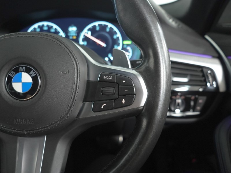 2019 (19) BMW 5 SERIES 520d xDrive M Sport 5dr Auto 5693014
