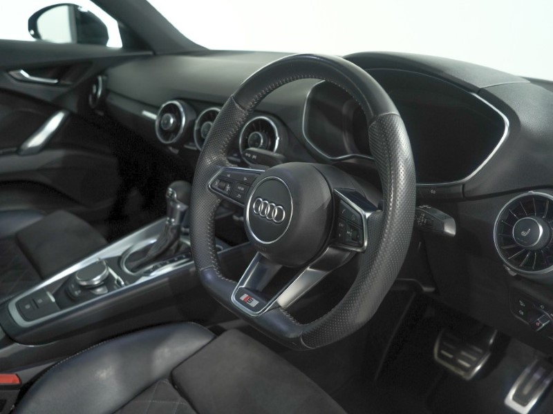 2021 (21) AUDI TT 40 TFSI Black Edition 2dr S Tronic 5707676