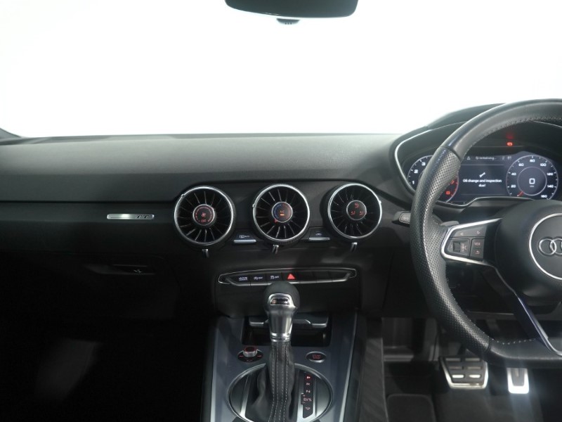 2021 (21) AUDI TT 40 TFSI Black Edition 2dr S Tronic 5707683