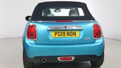 2019 (19) MINI CONVERTIBLE 1.5 Cooper Exclusive II 2dr 5701076