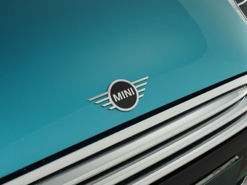 2019 (19) MINI CONVERTIBLE 1.5 Cooper Exclusive II 2dr 5701040
