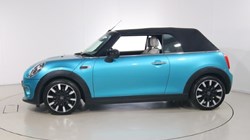2019 (19) MINI CONVERTIBLE 1.5 Cooper Exclusive II 2dr 5701074