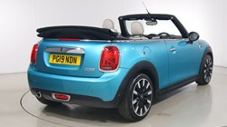 2019 (19) MINI CONVERTIBLE 1.5 Cooper Exclusive II 2dr 5701069