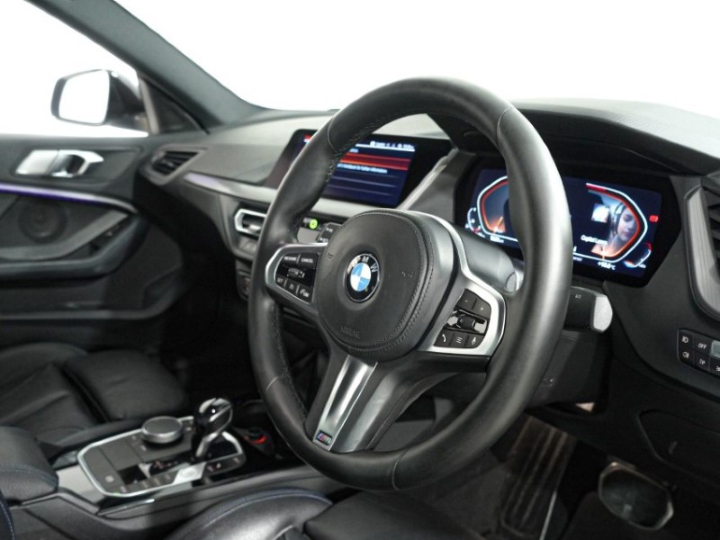 2021 (70) BMW 2 SERIES 218i M Sport 4dr DCT 5702903
