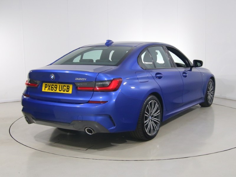 2019 (69) BMW 3 SERIES 320i M Sport 4dr Step Auto 5710960