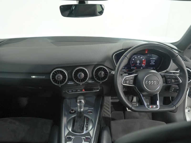 2020 (20) AUDI TT 40 TFSI Black Edition 2dr S Tronic 5714853