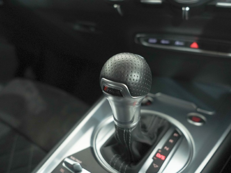 2020 (20) AUDI TT 40 TFSI Black Edition 2dr S Tronic 5714873